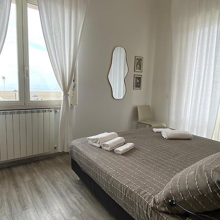 Appartamenti Le Perle Di Venere 格罗塞托港 外观 照片